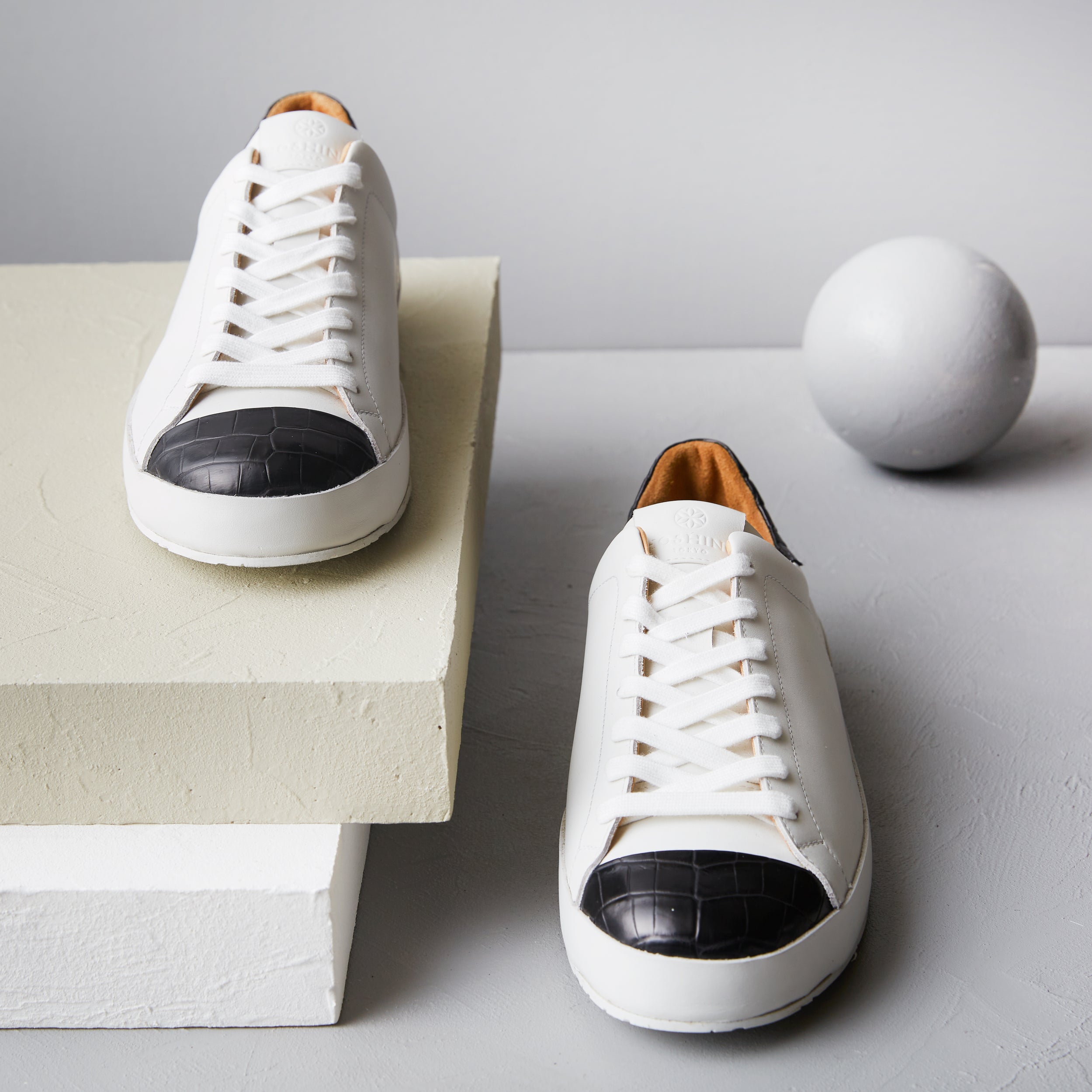 [men's] Liberte - low-top sneakers - combination toe white x black crocodile