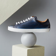 Load image into Gallery viewer, [women&#39;s] Liberte - low-top sneakers - navy x gray patina calfskin
