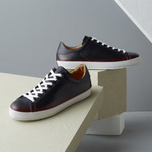 Load image into Gallery viewer, [women&#39;s] Liberte - low-top sneakers - red x black patina calfskin

