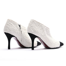 Load image into Gallery viewer, [women&#39;s] combination booties - white tweed x black suede

