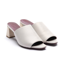 Load image into Gallery viewer, [women&#39;s] From Iris - mule sandals - cream

