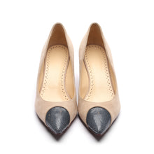 Load image into Gallery viewer, [women&#39;s] From Iris - Arc - combination pumps - beige suede x gray stingray
